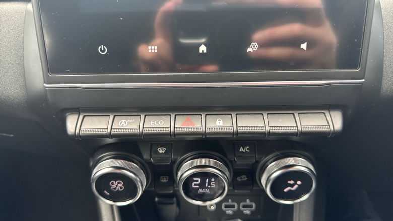 Renault Captur 1.0 TCE 100 Iconic 5dr Petrol Hatchback